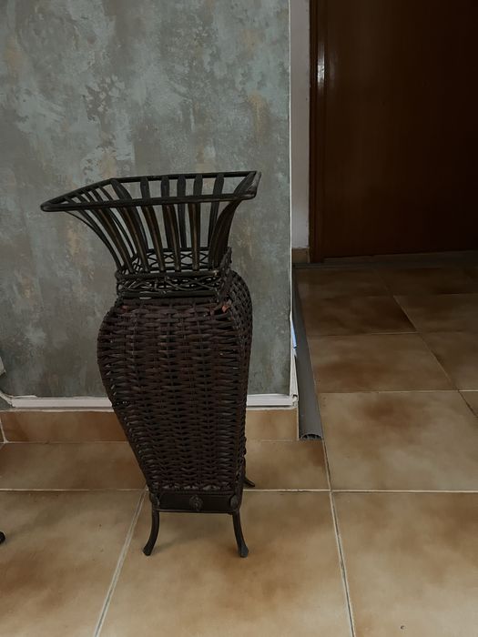 Bengaleiro em ferro forjado