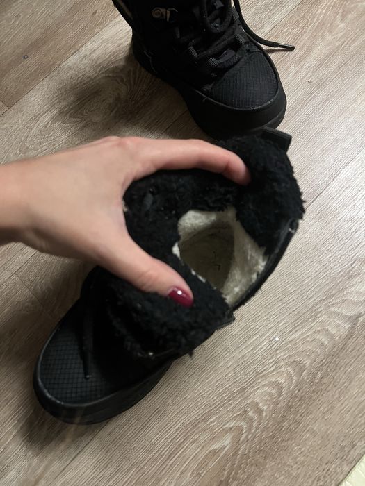 Зимові сапожки для дівчинки