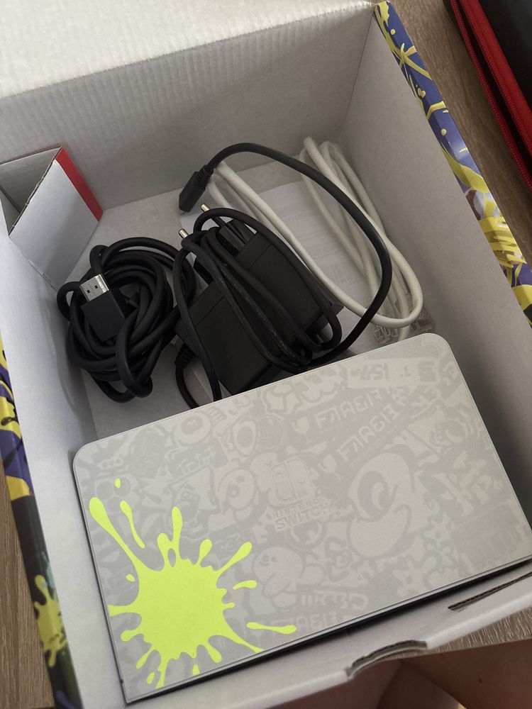 Nintendo Switch OLED Splatoon 3 Edition