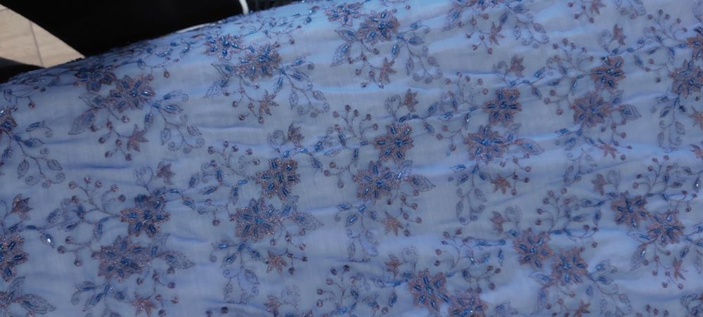 Tecido bordado azul em organza - Origem Dubai