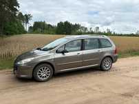 Peugeot 307 Drugi właściciel salonowy.