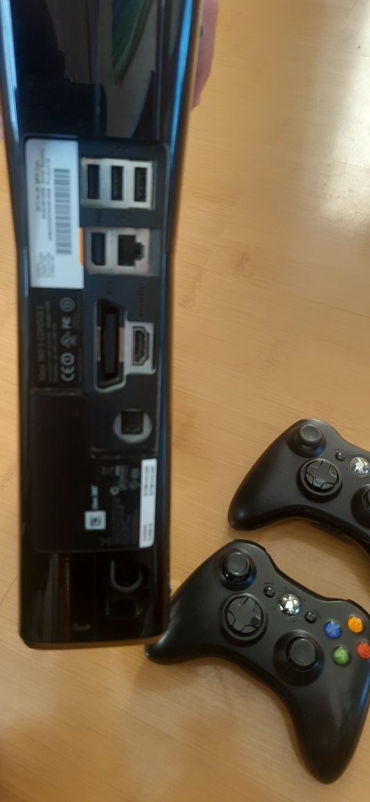 Xbox 360 s 500 гігабайт 57ігор