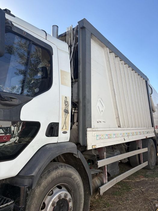Сміттєвоз renault premium
