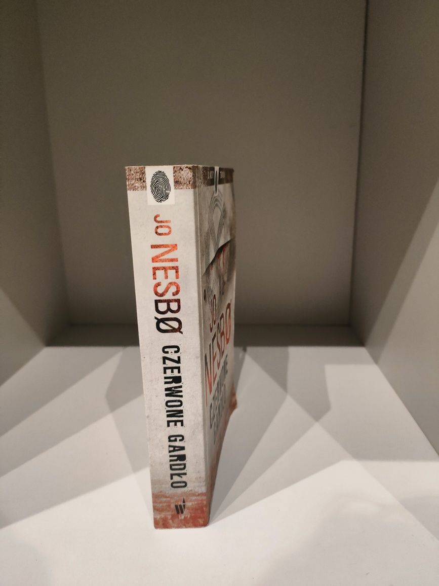 Do negocjacji książka Jo Nesbø „Czerwone Gardło”