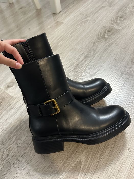 Чоботи Zara в ідеальному стані