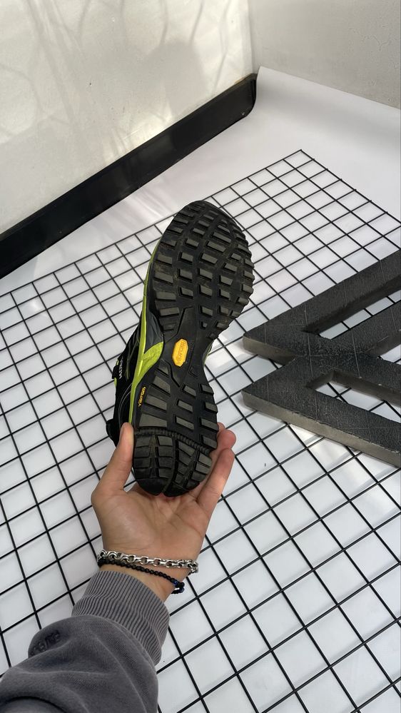 Кросівки трекінгові Meindl Arctic Gore-tex merrel  41.5