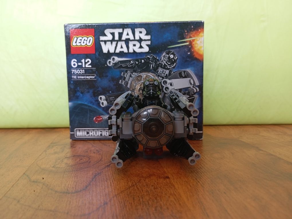 LEGO 75031 TIE interceptor microfighter