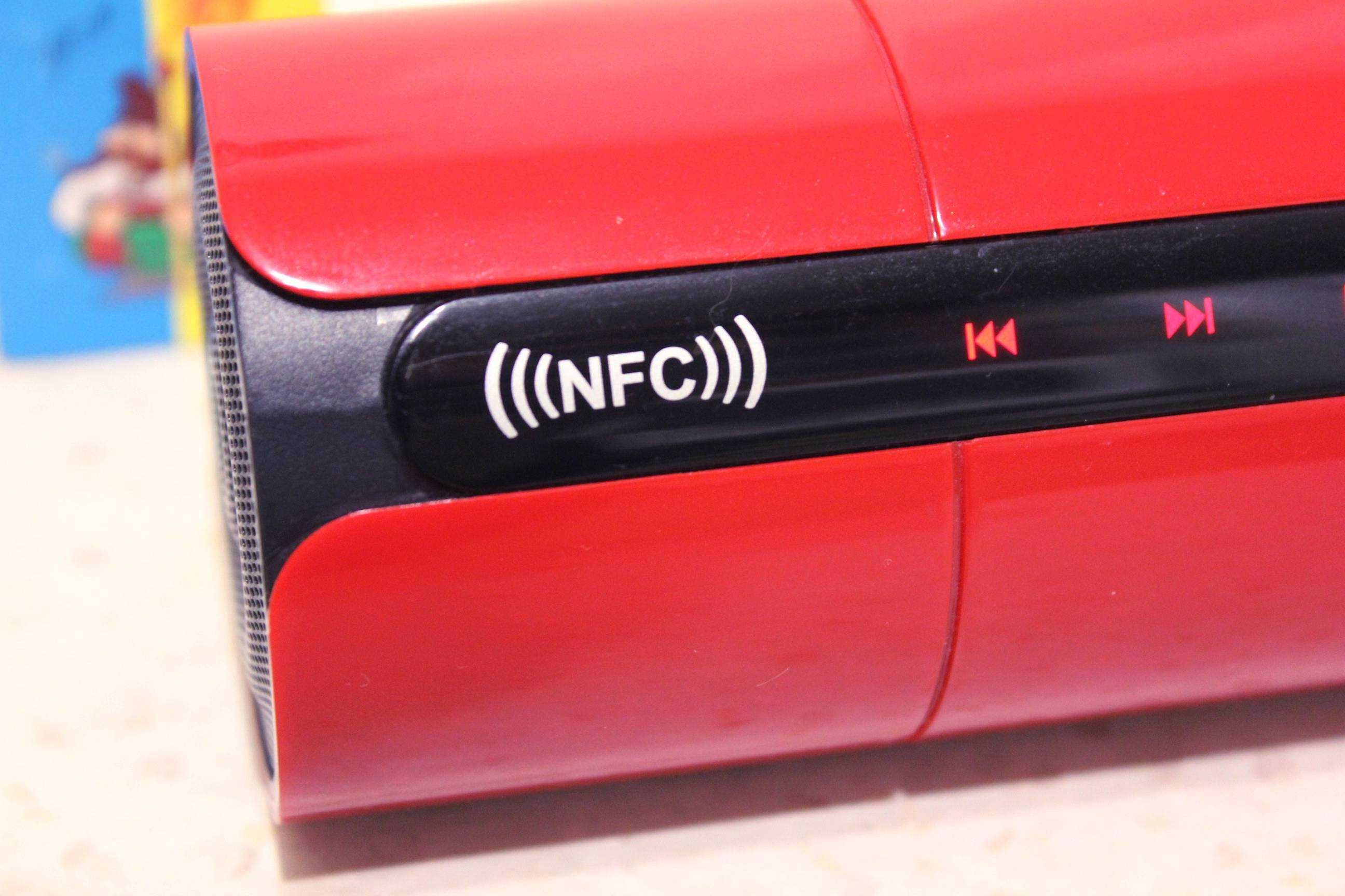 Bluetooth колонка KR-8800  NFC стереодинамики сенсорная