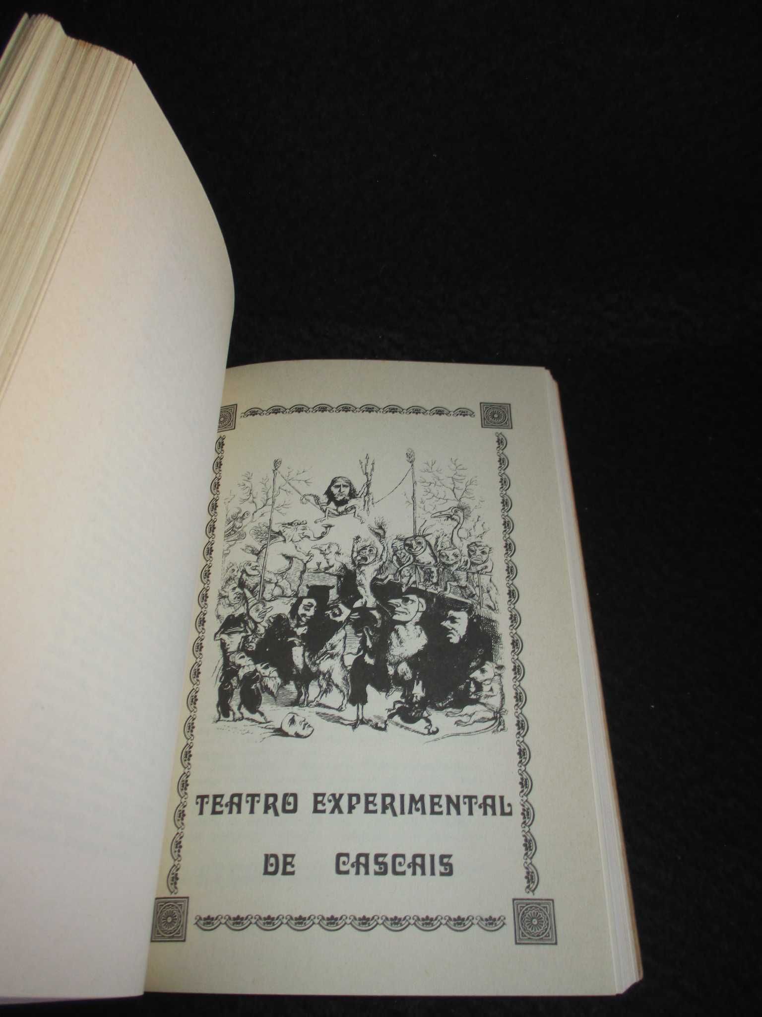 Livros Em Busca do Teatro Perdido Carlos Porto 2 volumes Completo