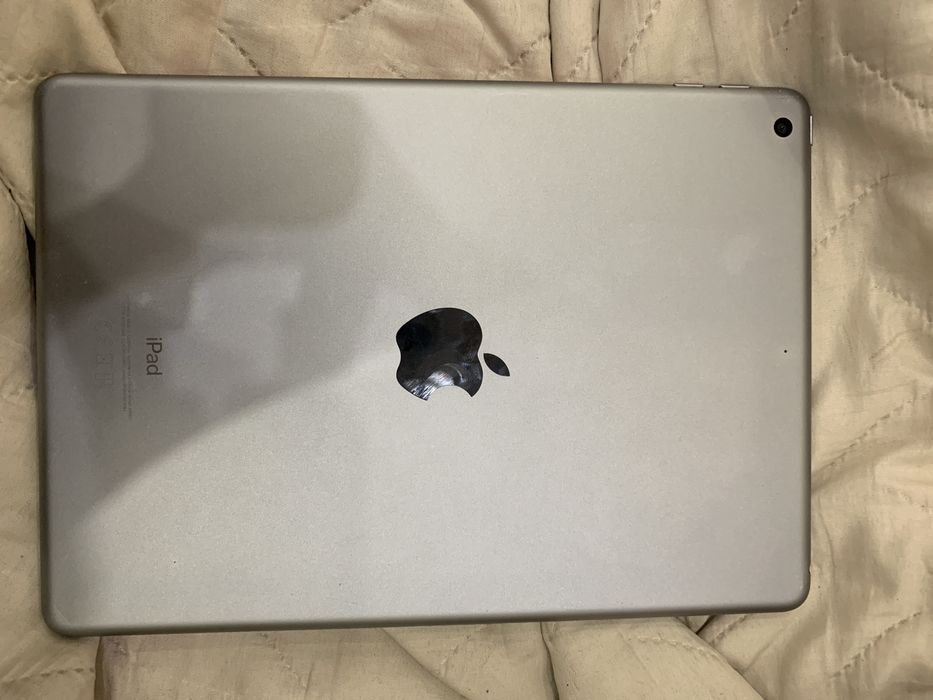 Tablet ihpone excelente estando pouco de uso 140