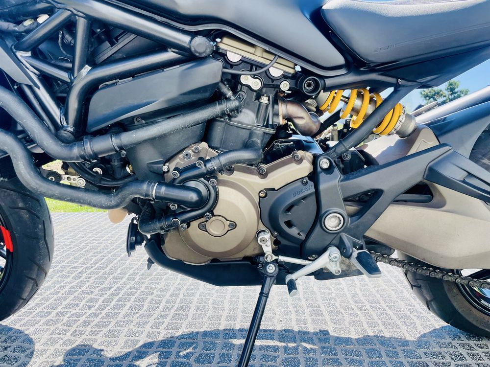 Ducati Monster 821 Dark, NOVA! [com vídeo]