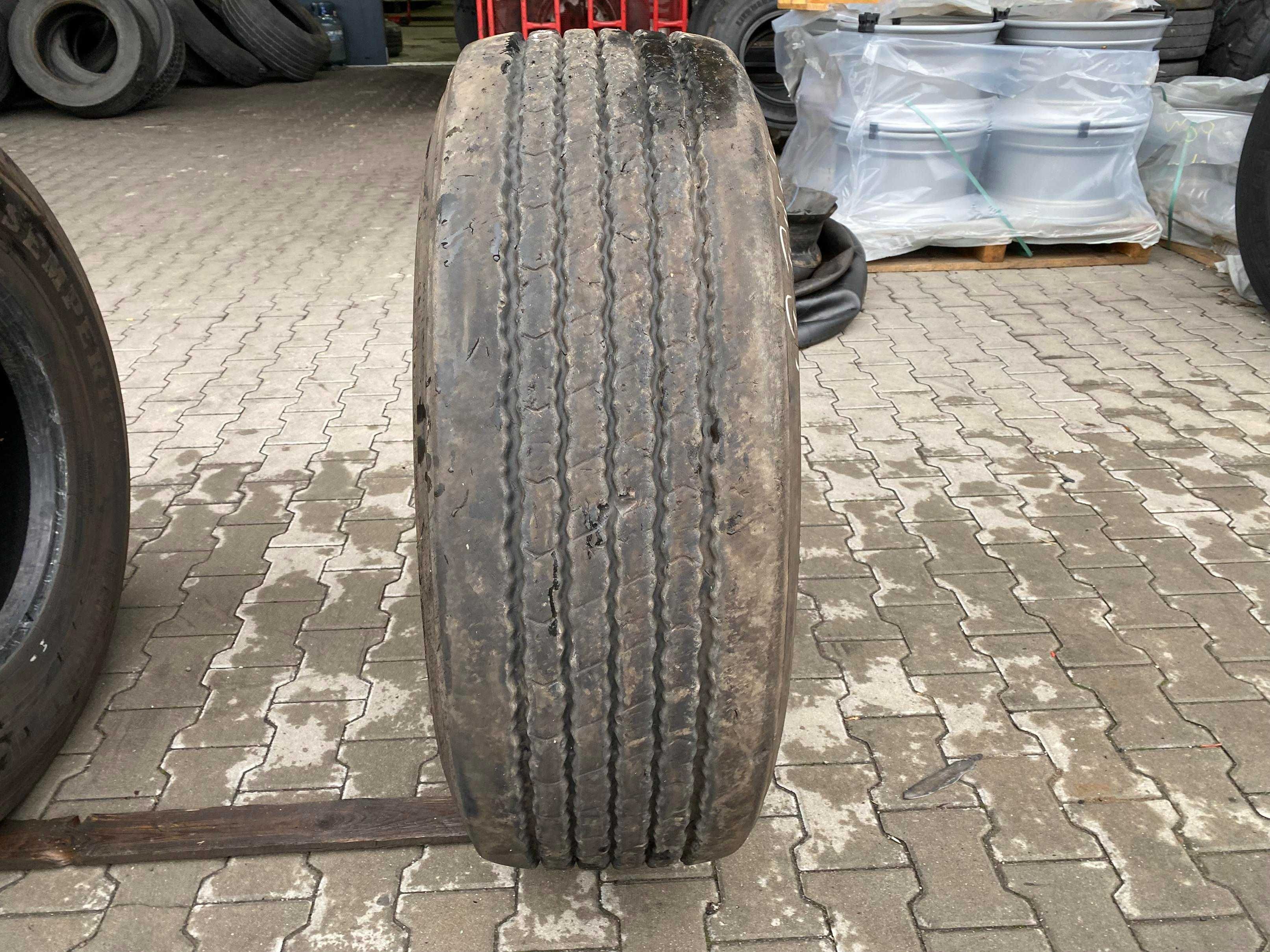 Opona 385/65R22.5 DAYTON D400T Naczepowe 11mm