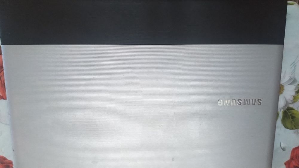 Ноутбук Samsung rv 515