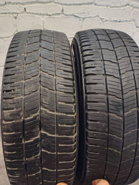 Продам 2 колеса всесезонные