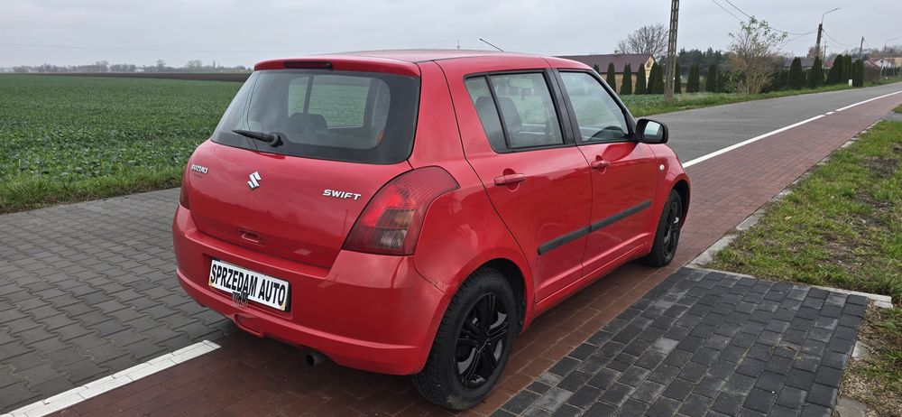 Suzuki Swift 1.3B 2005r, 5 drzwi klima