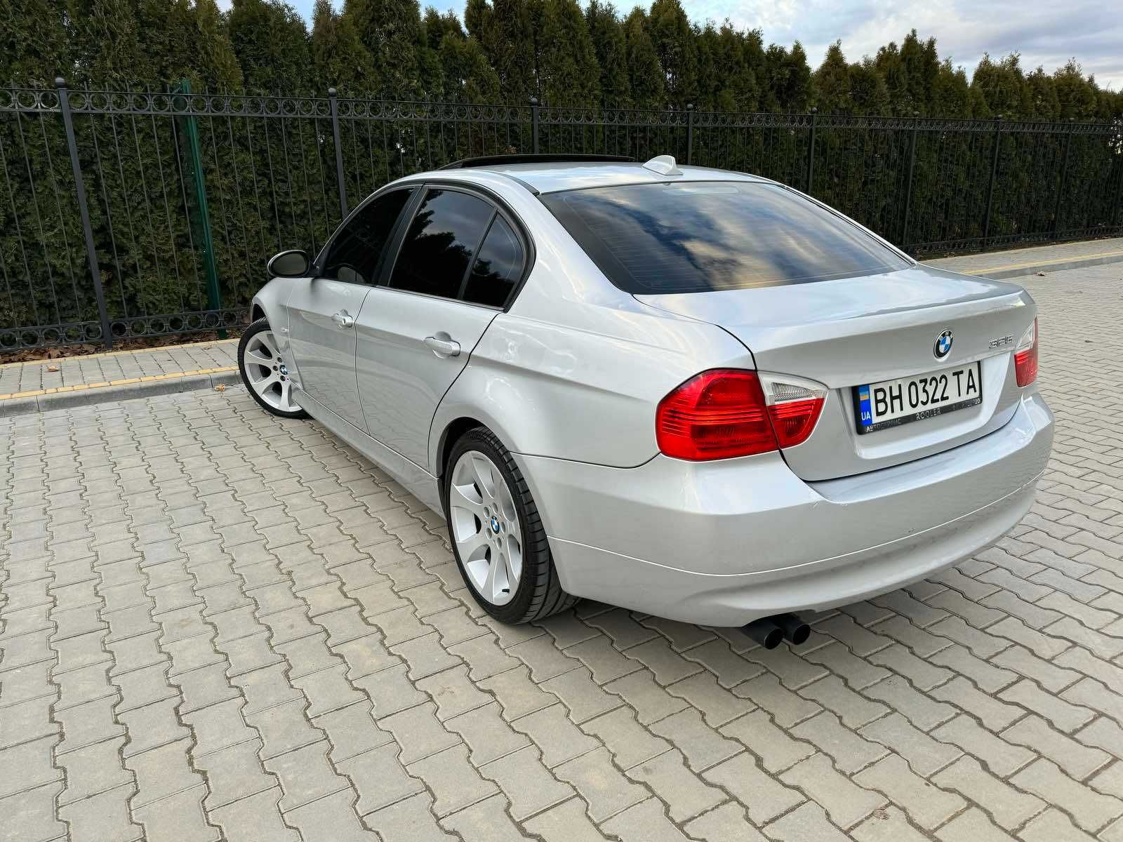 Продам BMW e90 3.0!Самая  полная коллекция!