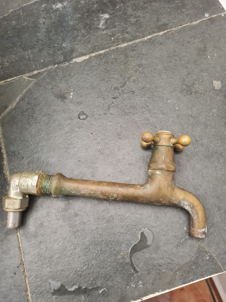 Lavatório em latão/cobre