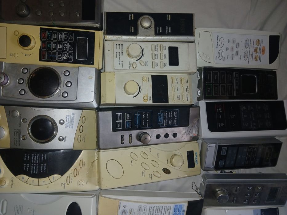 Панель керування,клавіатура мікрохвильовки