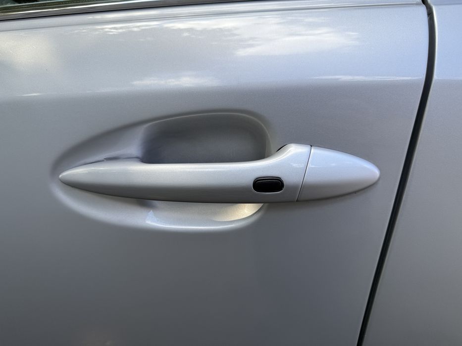 Продам Lexus Is 220d