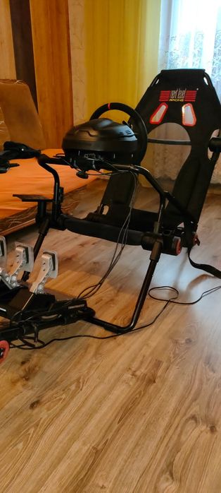 Kierownica T300 Ferrari, pedały + fotel