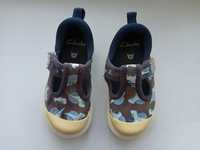 Clarks Взуття дитяче кросівки мокасіни туфлі р. 21