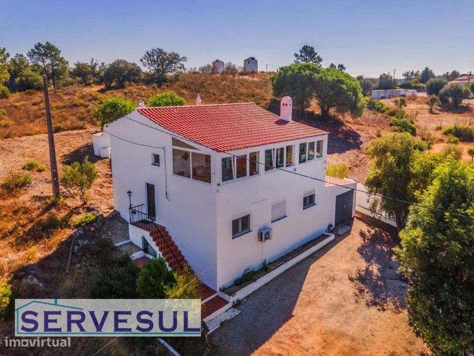 Boa Oportunidade de Investimento! Acolhedora Moradia de 3 quartos c...