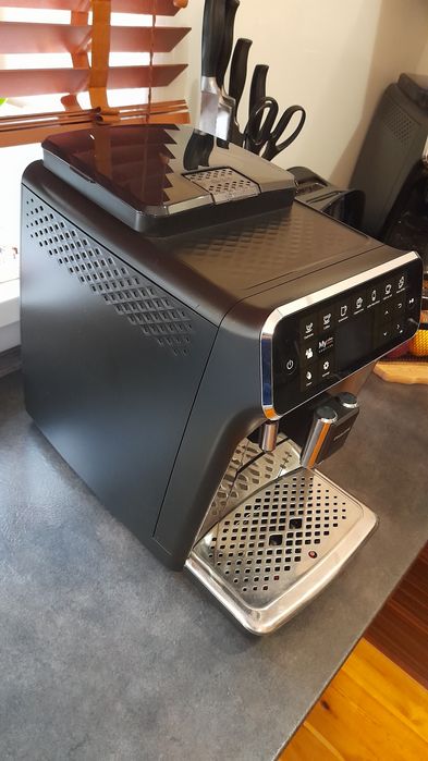 Ekspres do kawy Philips lattego seria 4000