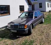 Mercedes 190, 1992r 2l diesel cały w oryginalnym lakierze.
