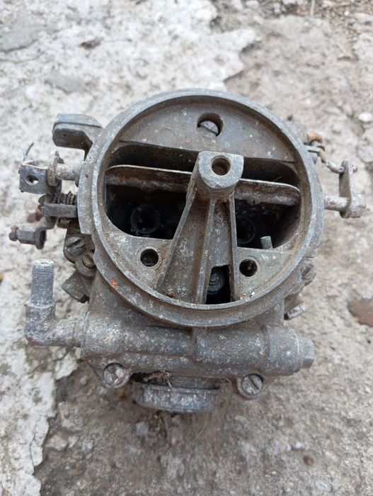 Карбюратор на Москвич