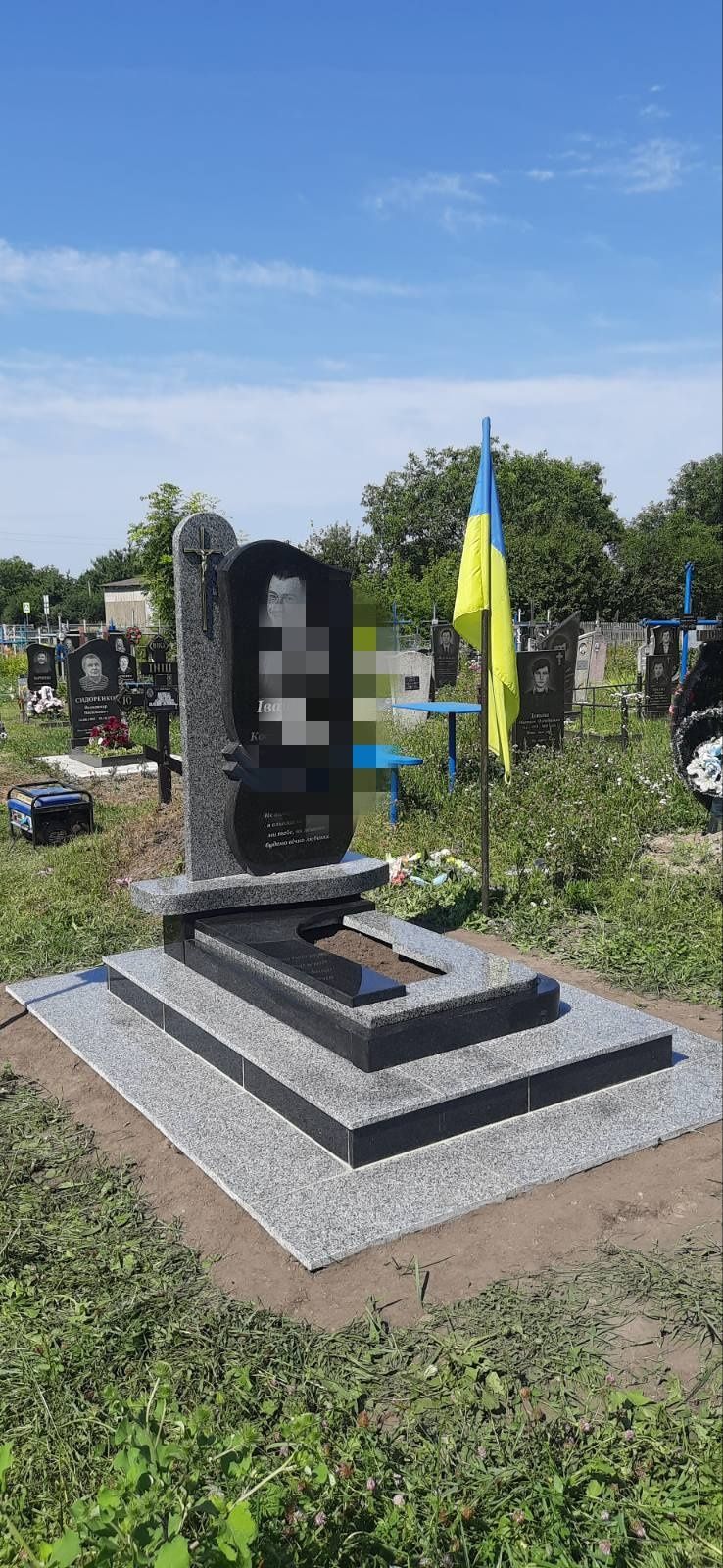 Пам'ятники. Виготовлення та встановлення.