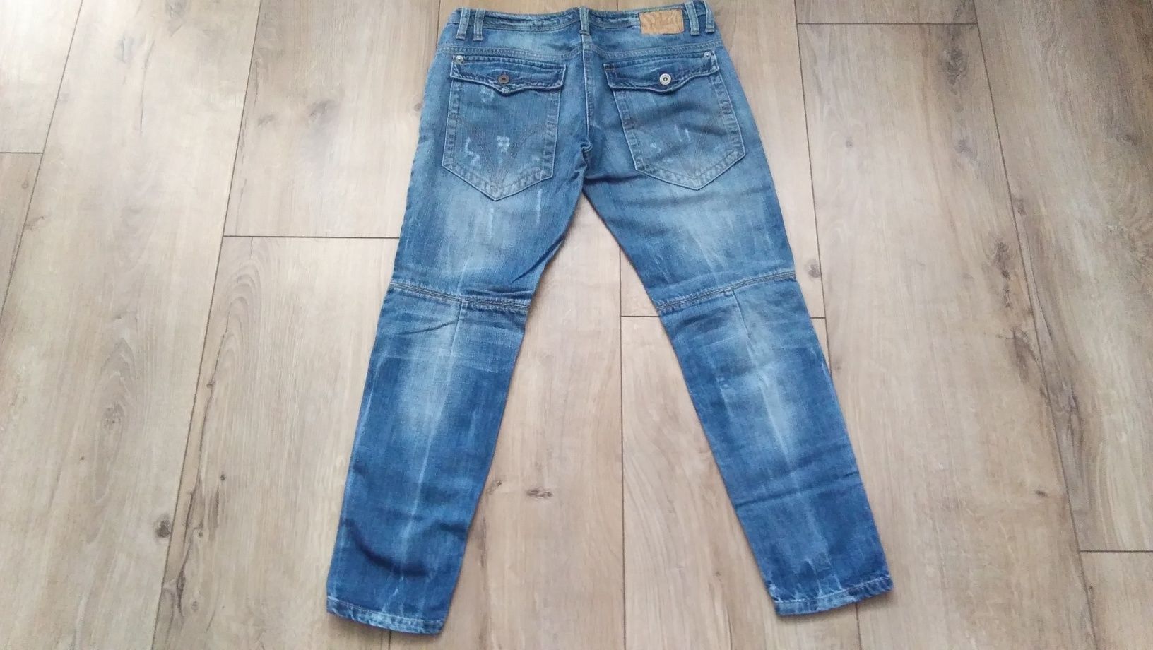 Spodnie jeansowe damskie River Island - 36/S