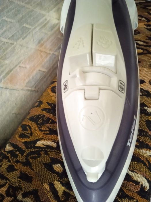 Утюг Tefal новый