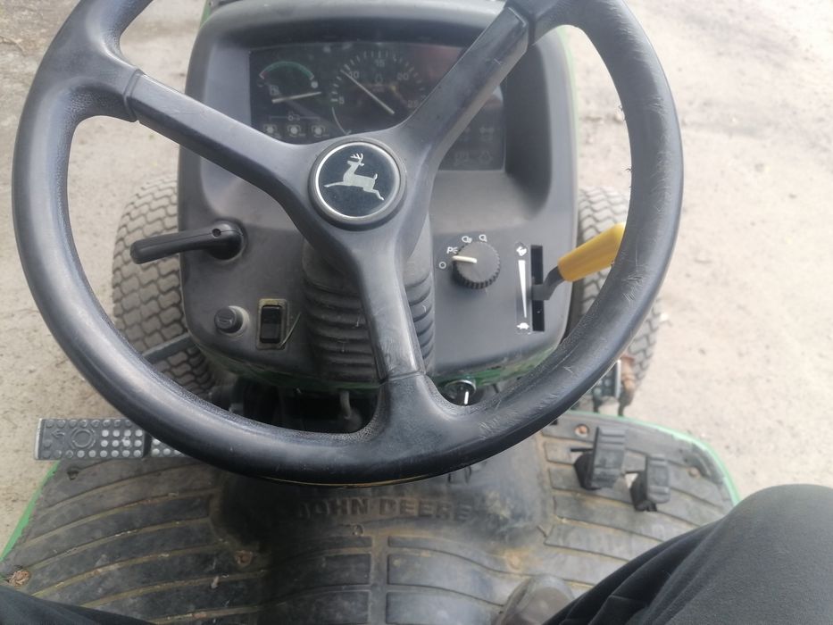 Johndeere 4200, 4x4, rok 2000