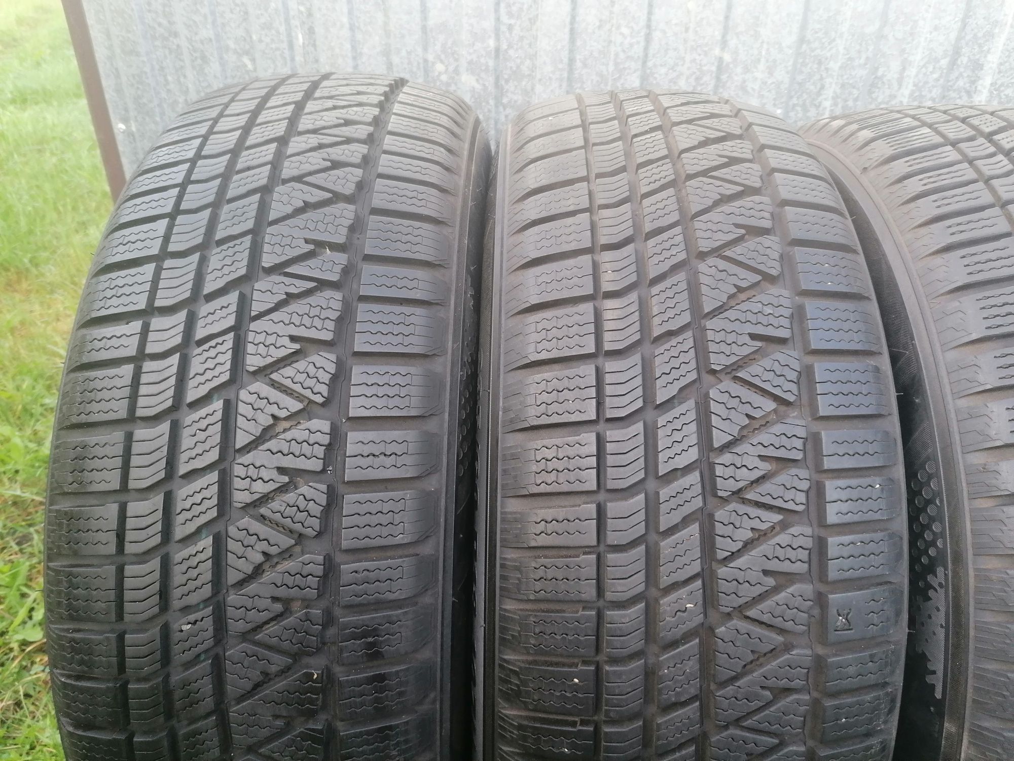 4 szt 235/60 r 18 Opony zimowe Kumho WinterCraft wp71