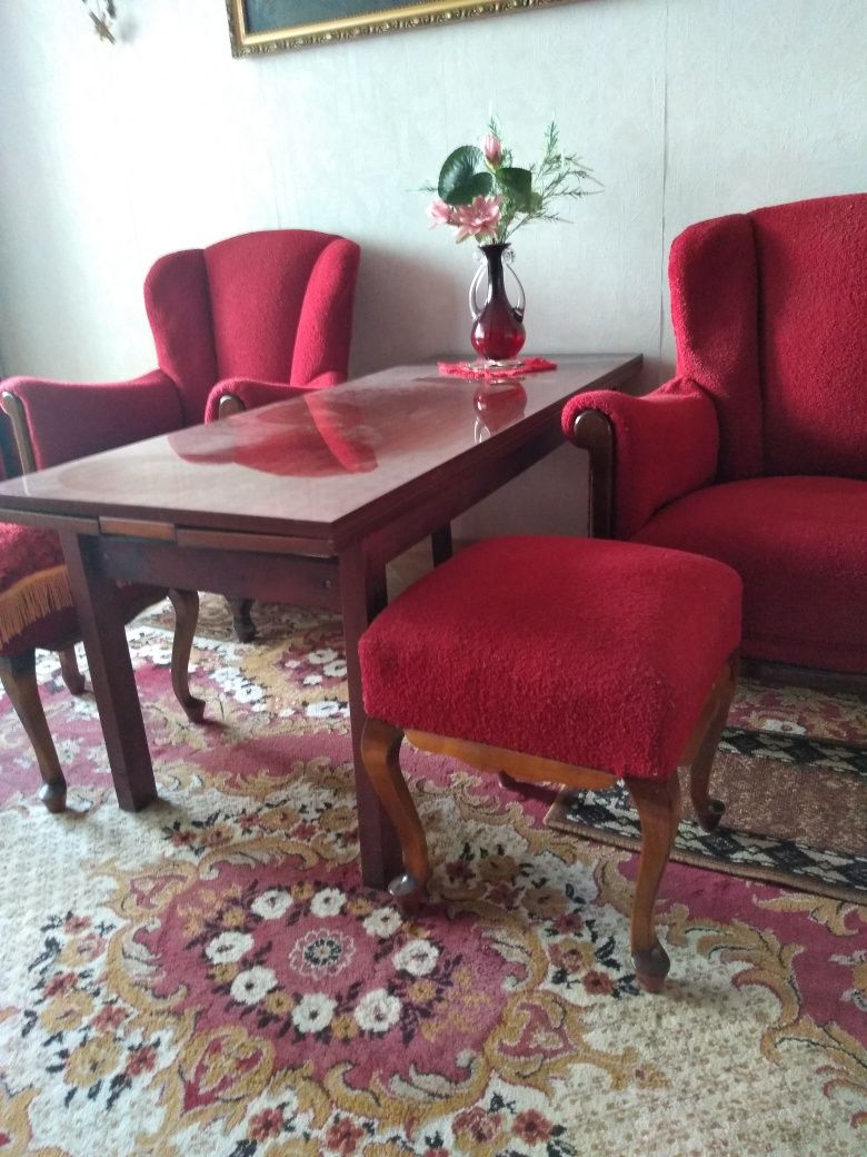 Stylowe meble ! Fotele , pufy , sofa - komplet.