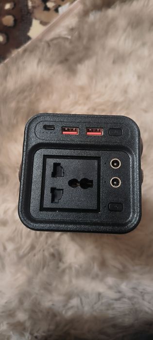 Зарядна станція нова