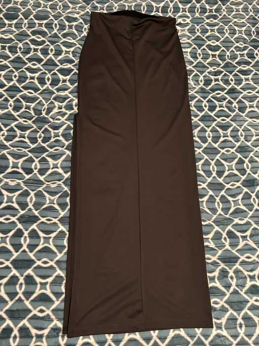 Conjunto de seda top e saia