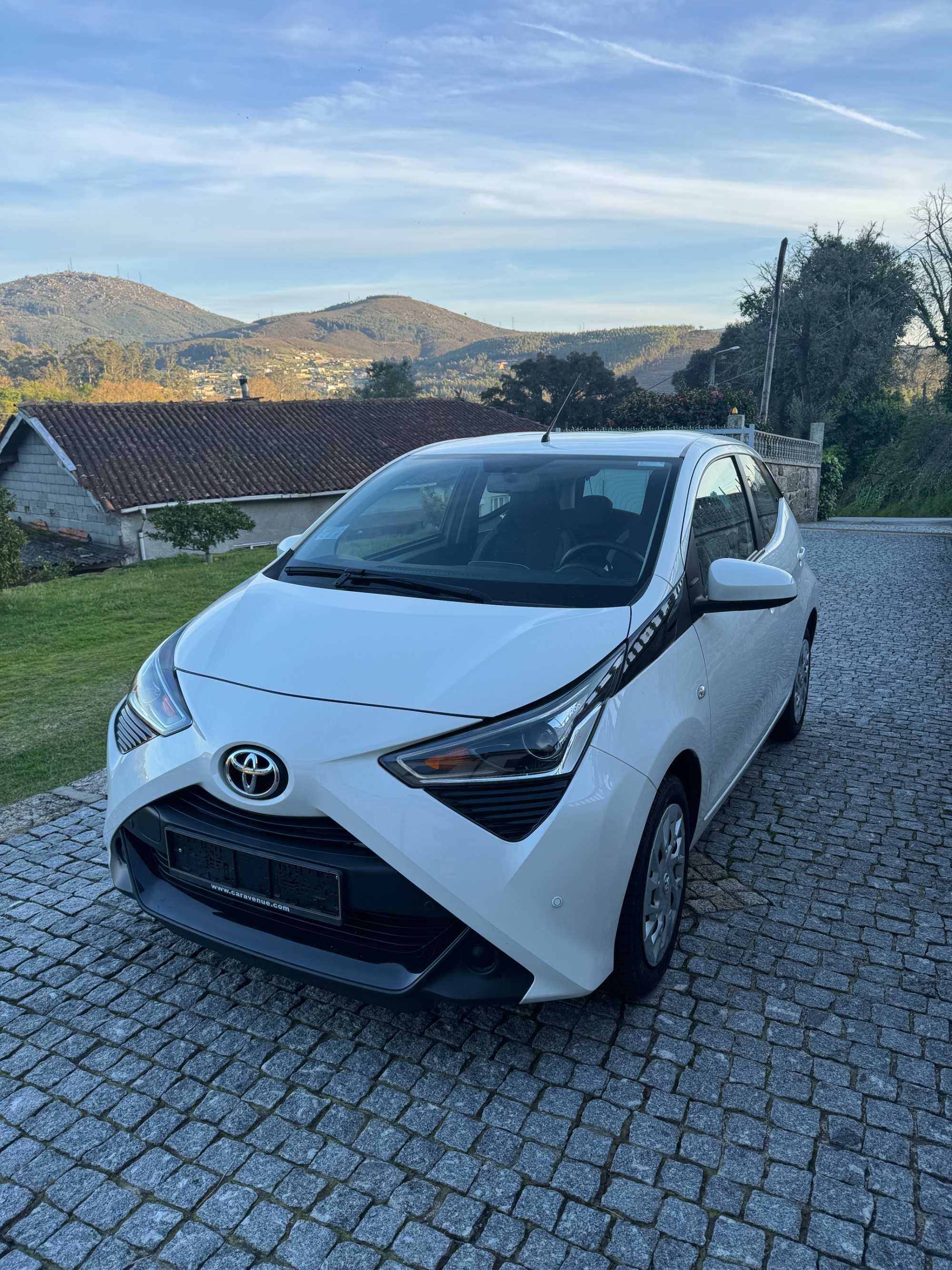 Toyota Aygo X-PLAY PLUS, 03/2021, 2 Anos Garantia