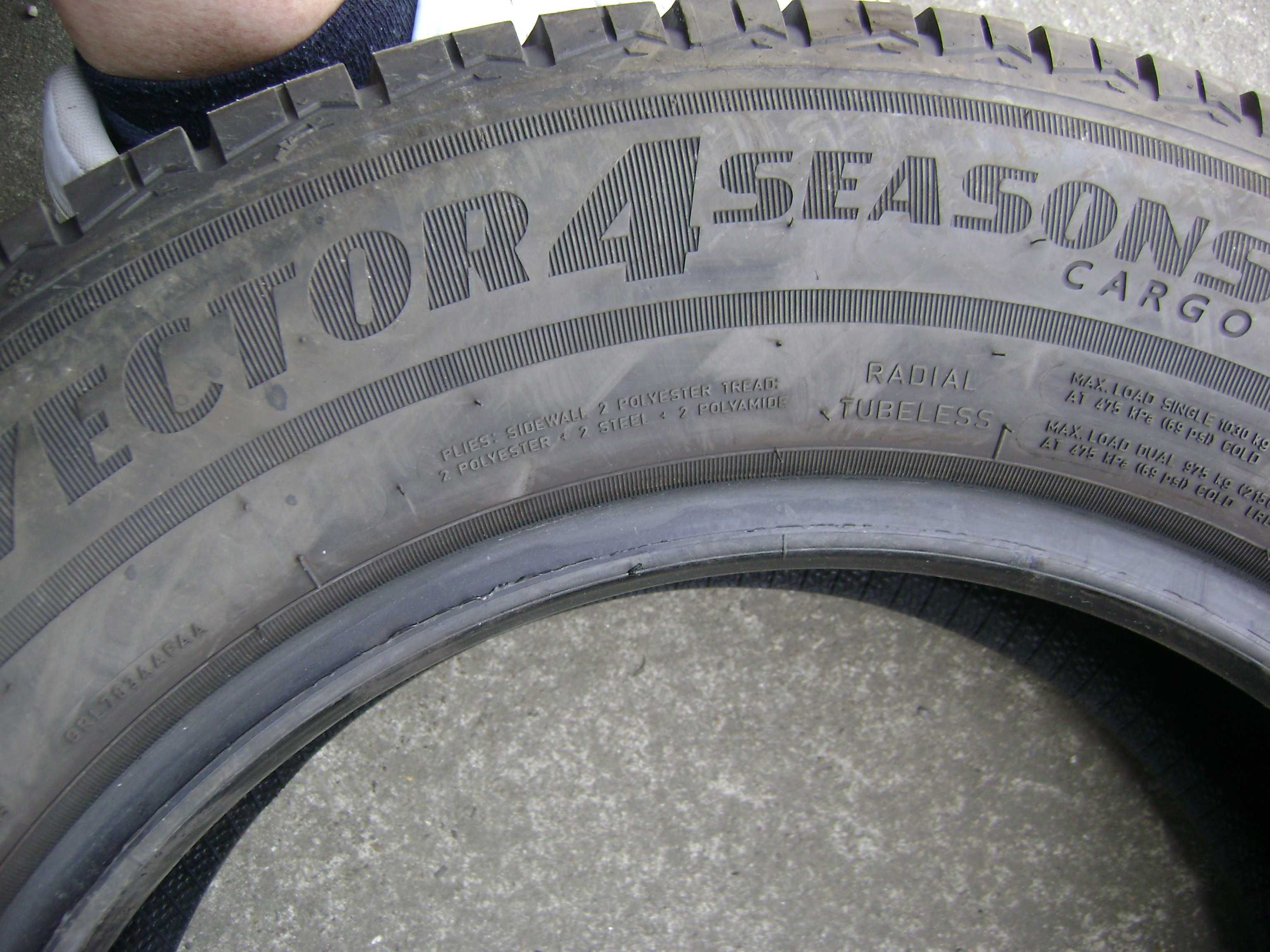 Opony Całoroczne Goodyear  215/65R16 C 2023 rok  7mm  cena z 2 sztuki