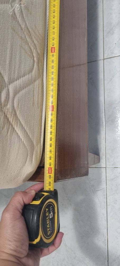 Vendo cama solteiro com colchão