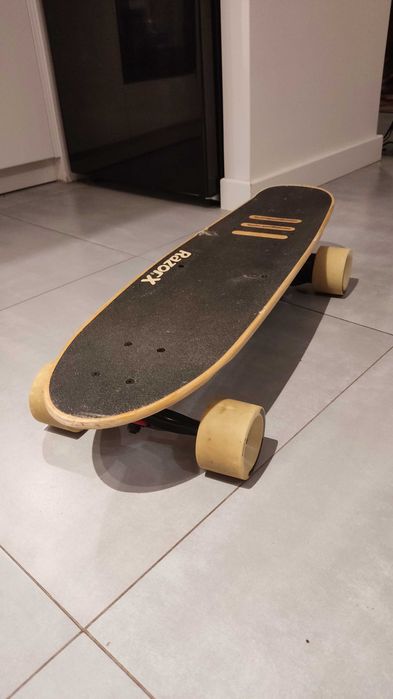 Deskorolka Elektryczna RazorX Cruiser – BRAK PILOTA I ŁADOWARKI