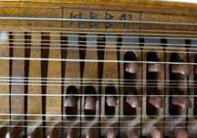 Violino de teclas - Nyckelharpa usada em excelente estado