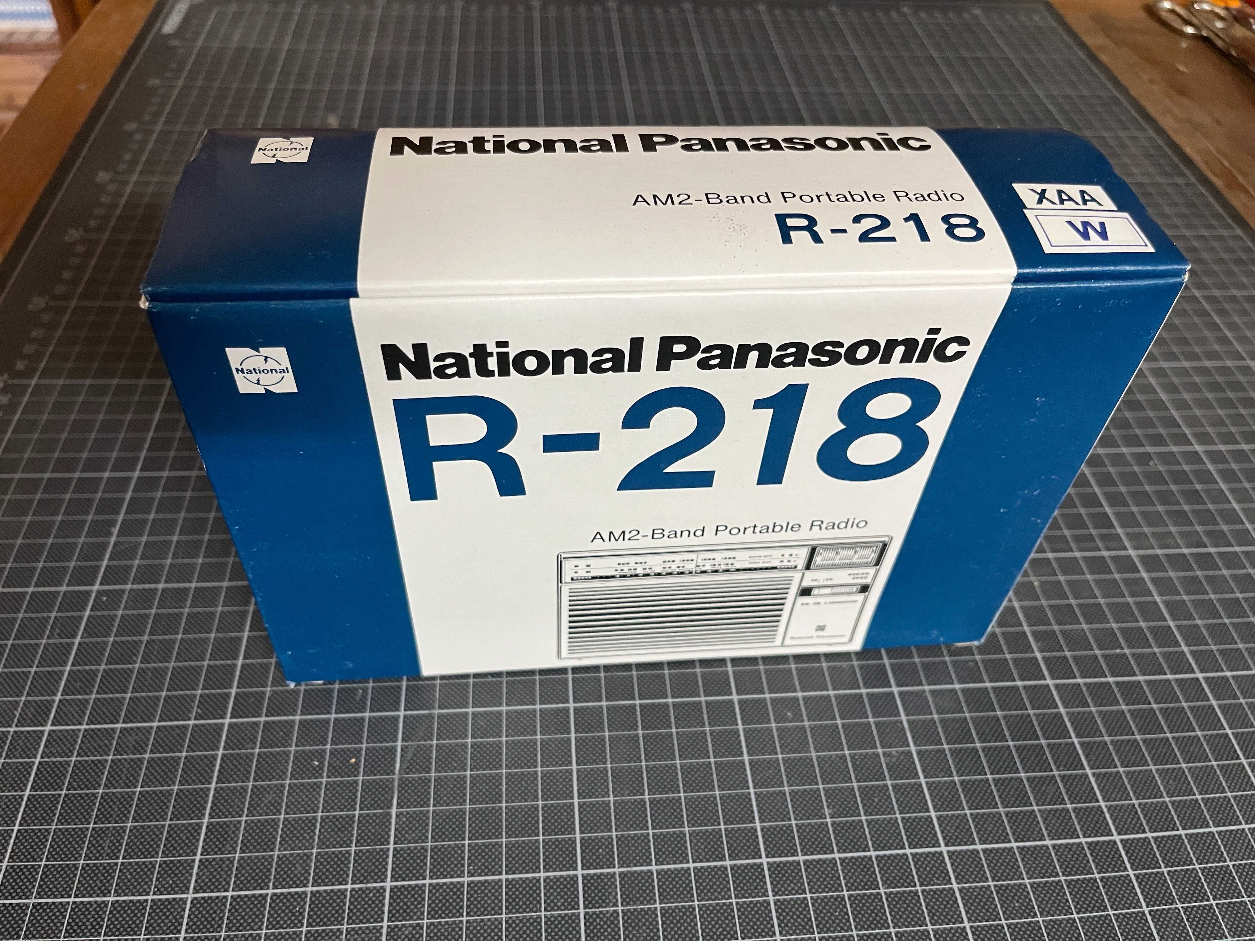 Rádio vintage a pilhas National Panasonic R-218 – novo na caixa