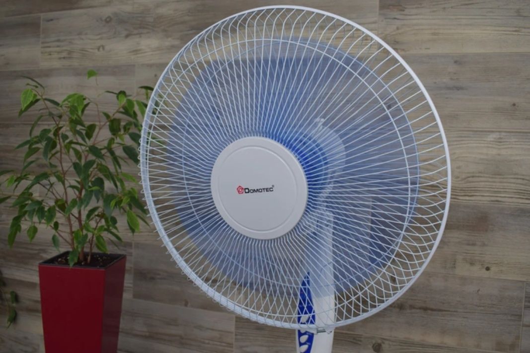 Підлоговий вентилятор з пультом Domotec MS-1621