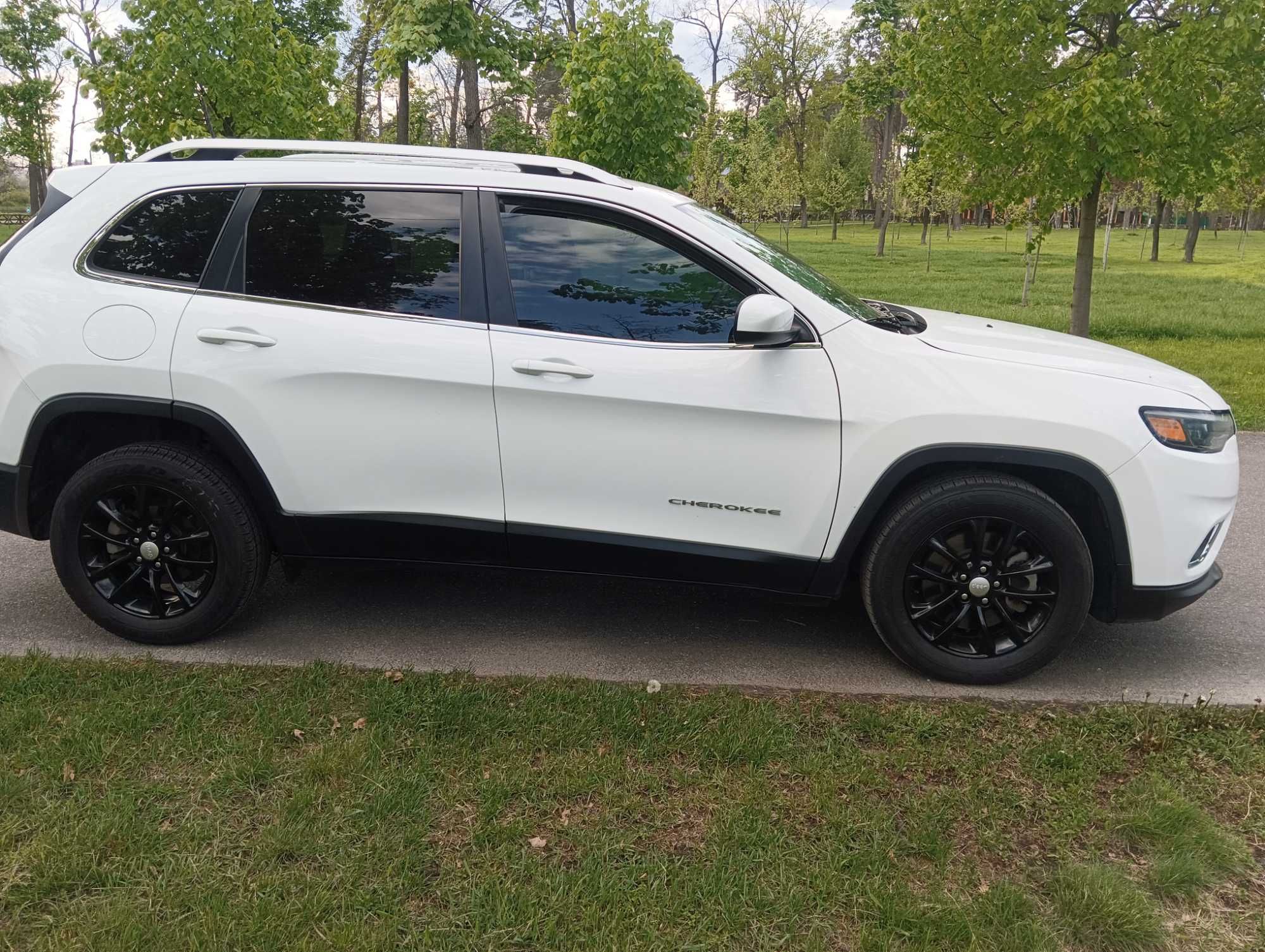 Продам Jeep Cherokee 2018