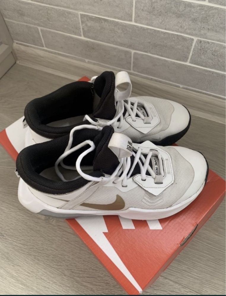 Кросівки Nike 38 24 см