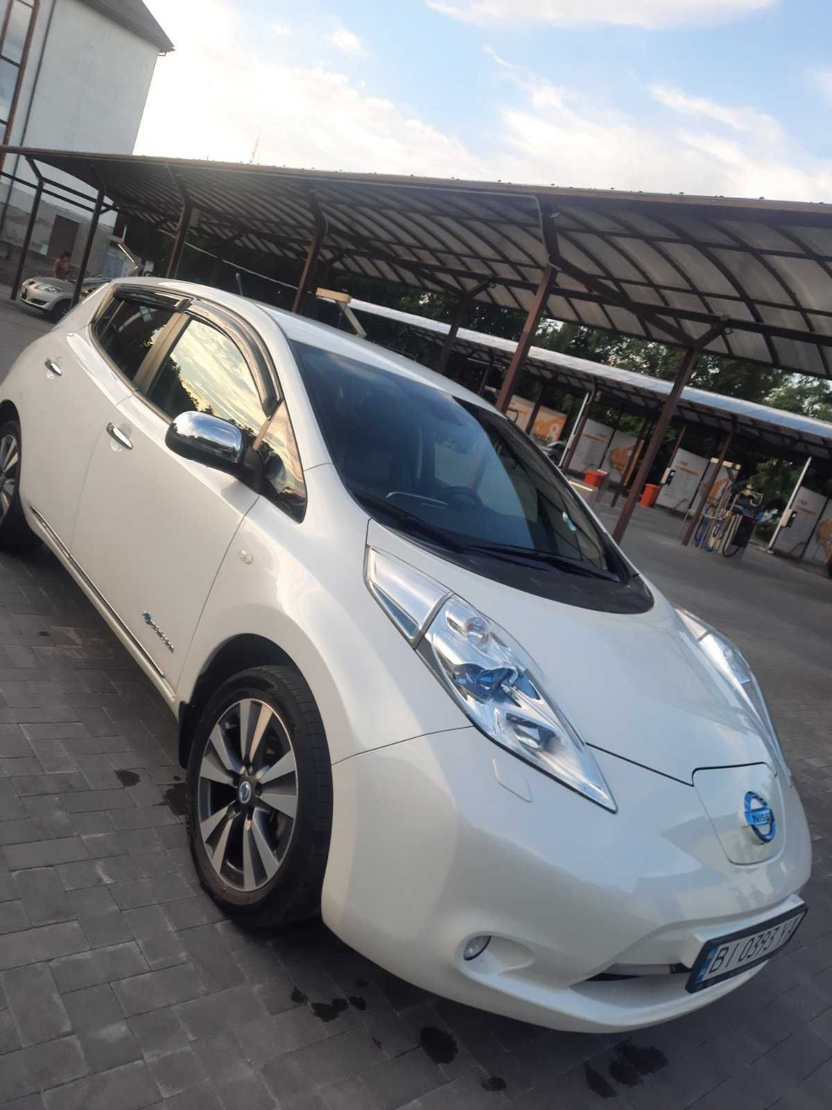 Nissan Leaf 2014 Ідеальний стан