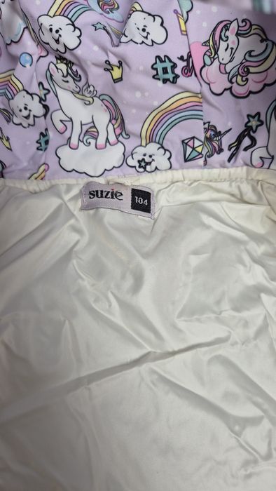 Дитяча курточка на дівчинку