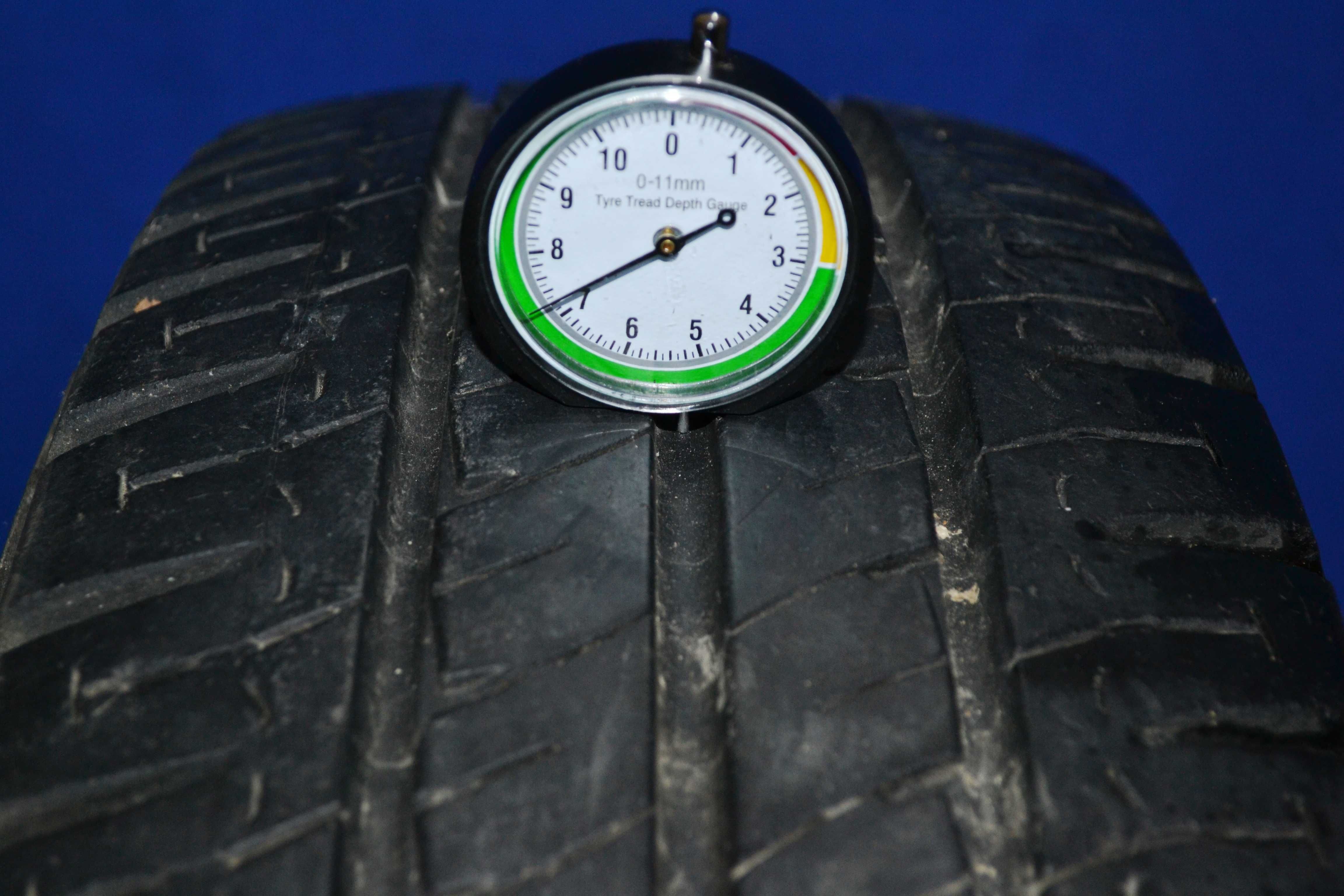 Opony MICHELIN AGILIS 205/70R15C - ( wzmacniane - 2 x 7,2mm ) - 2szt.