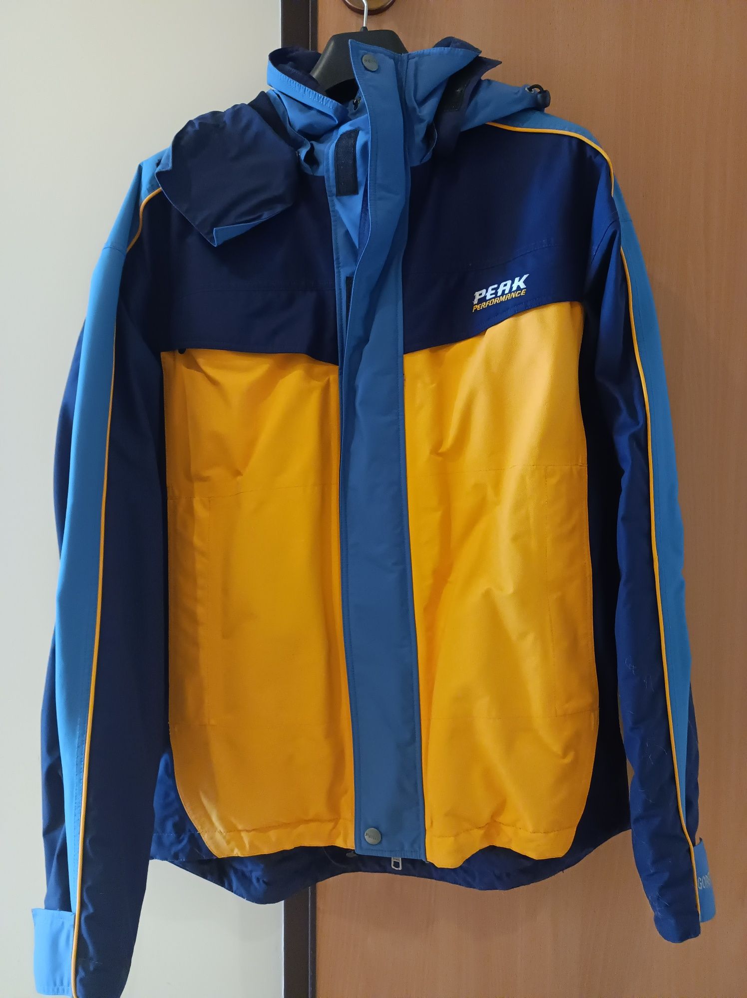 Blusão Peak Performance gore-tex  M